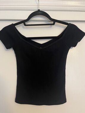 Abercrombie & Fitch Black Off-Shoulder Ribbed Top